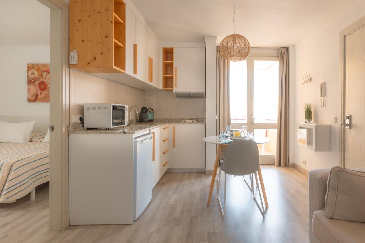 Apartamento 1 habitación a 10 m de la playa, AM Rentals Pollença Exterior foto